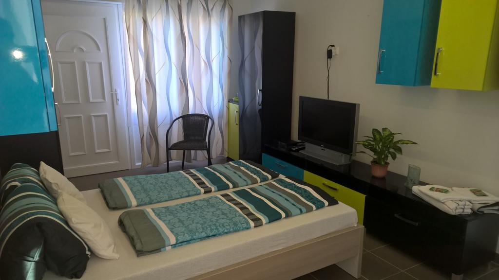 Kazinczy Apartment Kecskemet Room photo